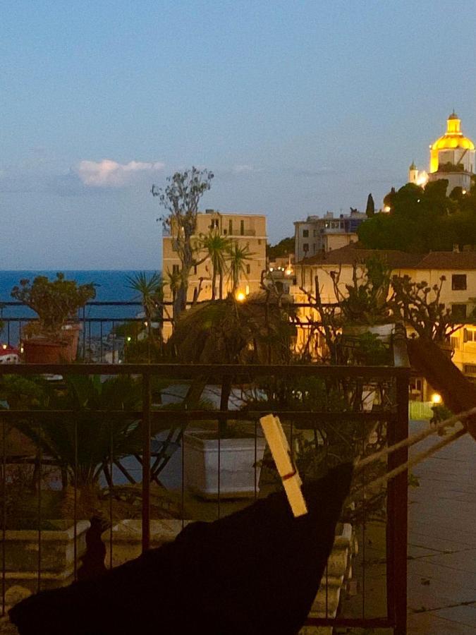 Ferienwohnung Attico Sanremo Con Terrazza Exterior foto
